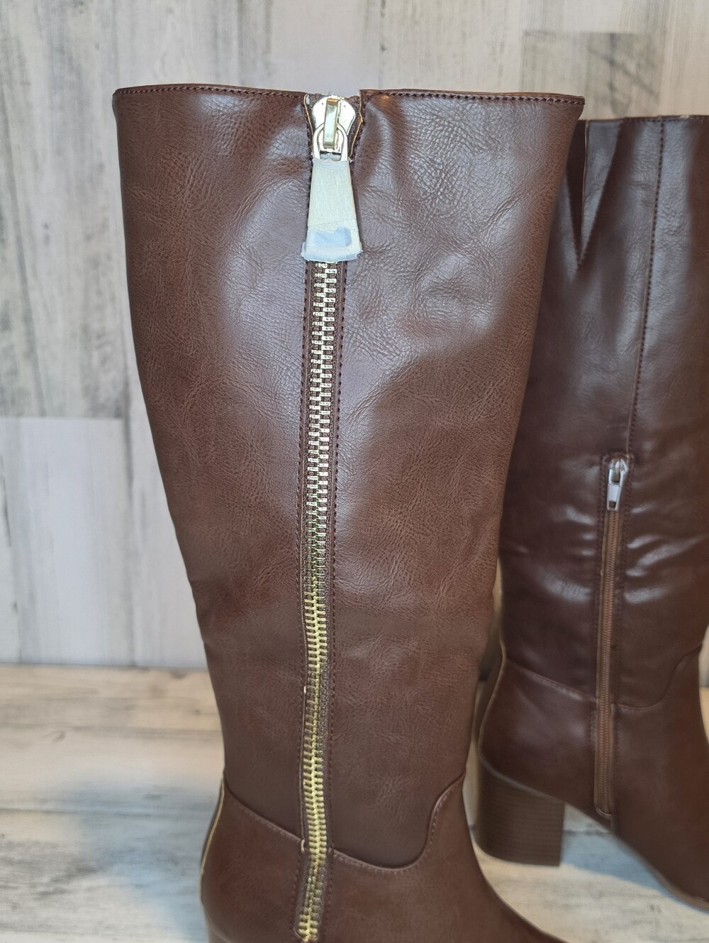 Sugar Women’s Size 7M Brown Knee High Boots Block Heel Gold Zipper Riding - Picture 4 of 14